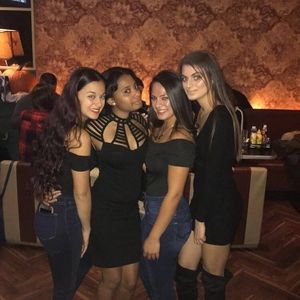 Meet your Posher, Lori